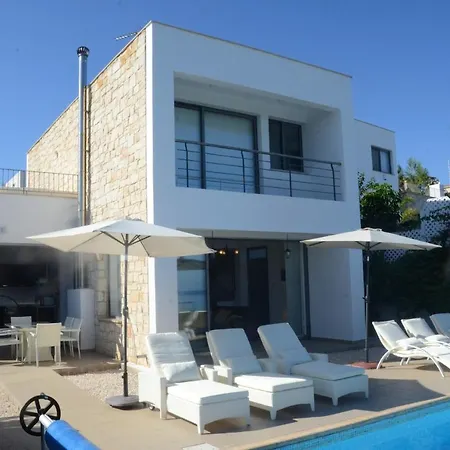 At Last You Can Rent The Perfect Luxury With Sea Views, Paphos 1416 Villa Neo Chorio