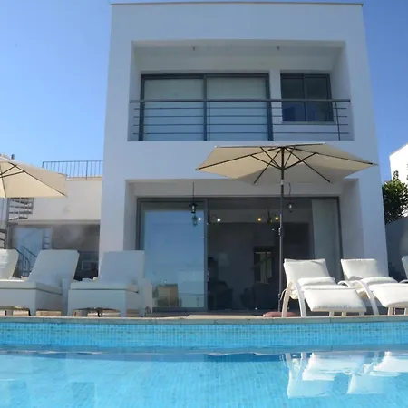 At Last You Can Rent The Perfect Luxury With Sea Views, Paphos 1416 * Neo Chorio